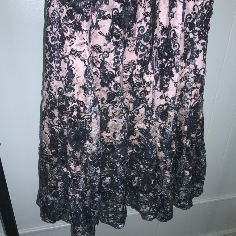 Gabby Skye fit & flare lace overlay dress Sz 12 sleeveless - Picture 5 of 10